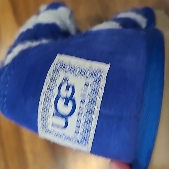 Uggs sweater boots women's size 4 - Picture 5 of 9